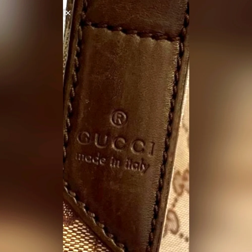 Gucci Brown Shoulder Bag - Picture 2 of 16